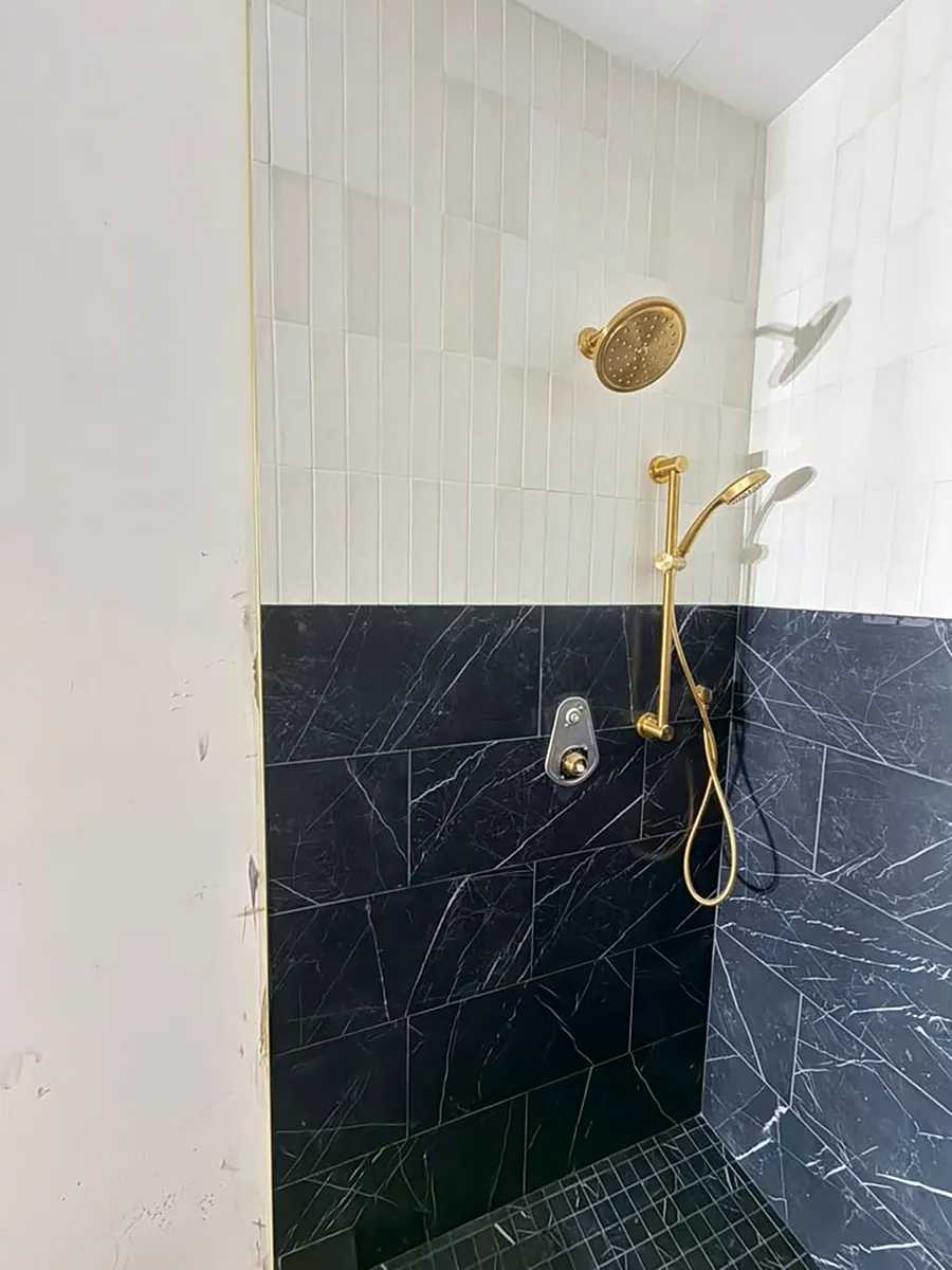 Walk-in shower, vertical stack layout
